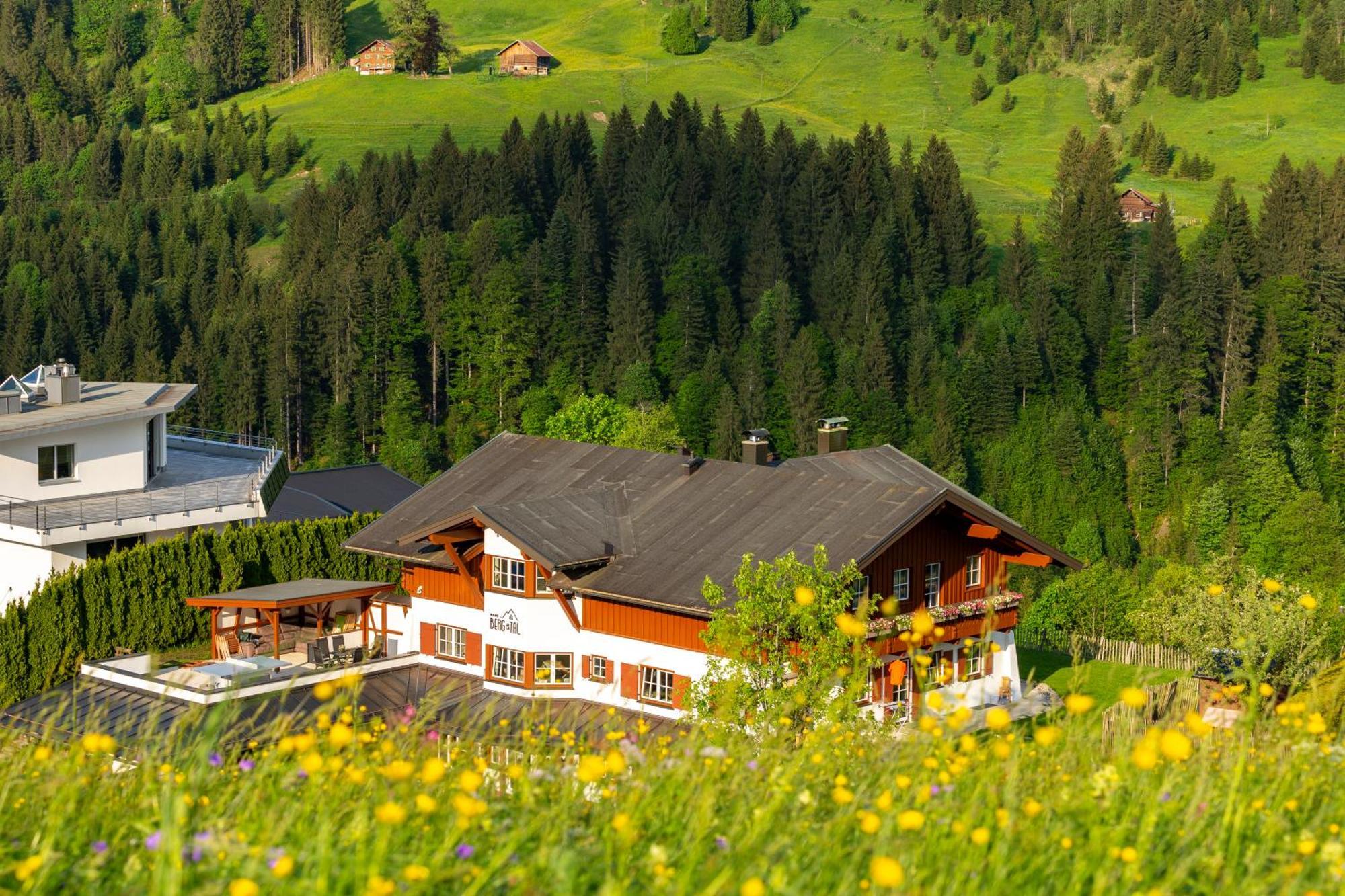 Haus Berg & Tal Hirschegg (Vorarlberg) Exterior foto